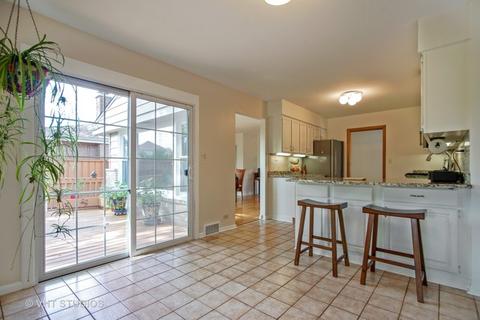 865 Madelyn Dr, Des Plaines, IL 60016 photo 5