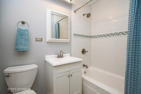 865 Madelyn Dr, Des Plaines, IL 60016 photo 9