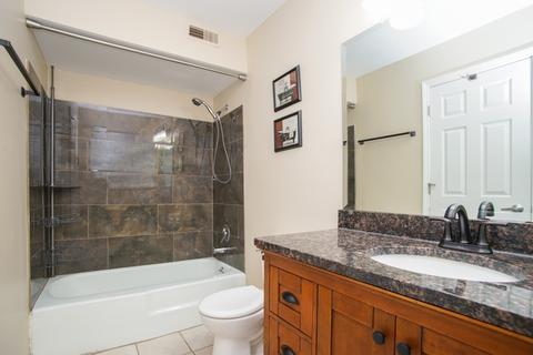 1740 Robin Walk #A, Hoffman Estates, IL 60169 photo 6