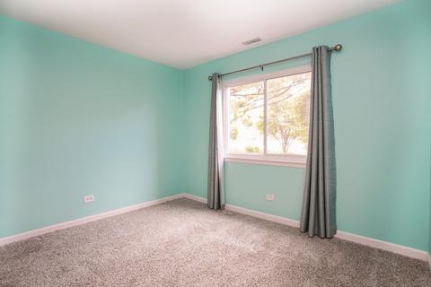 1740 Robin Walk #A, Hoffman Estates, IL 60169 photo 7