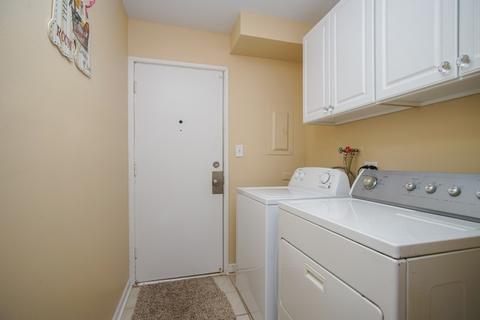 1740 Robin Walk #A, Hoffman Estates, IL 60169 photo 10