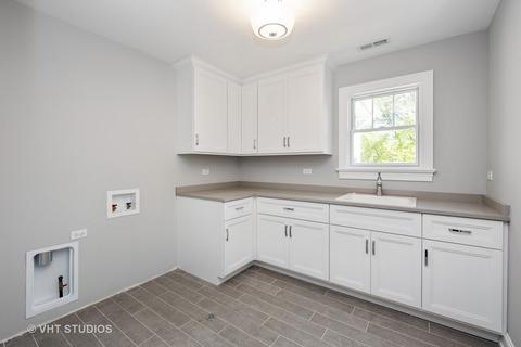 334 E May St, Elmhurst, IL 60126 photo 19