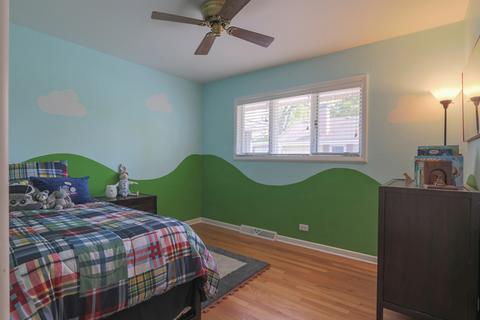 213 Shirley Ct, Wheaton, IL 60187 photo 21