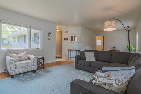 213 Shirley Ct, Wheaton, IL 60187 photo 7