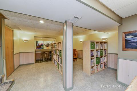 1557 S Prospect St, Wheaton, IL 60189 photo 10