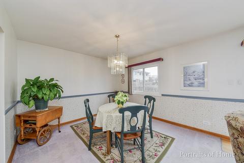 1557 S Prospect St, Wheaton, IL 60189 photo 4