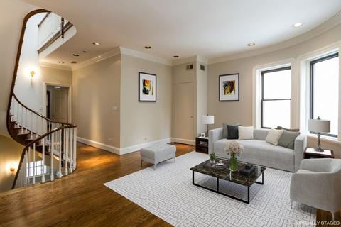 41 E Schiller St, Chicago, IL 60610 photo 13