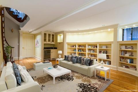 41 E Schiller St, Chicago, IL 60610 photo 26