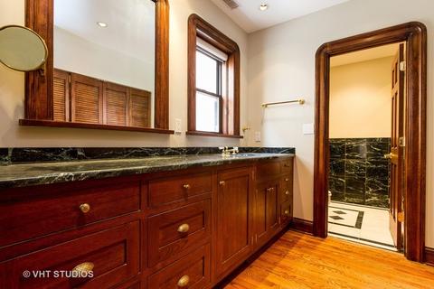 41 E Schiller St, Chicago, IL 60610 photo 16