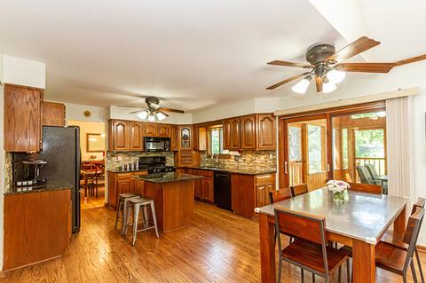 804 Francine Dr, Bartlett, IL 60103 photo 7