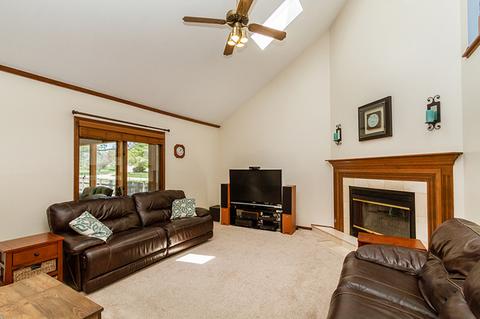 804 Francine Dr, Bartlett, IL 60103 photo 12
