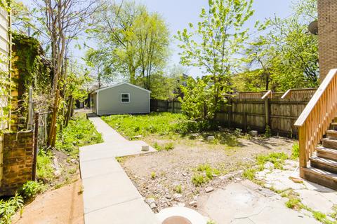 2465 E 74th St, Chicago, IL 60649 photo 31