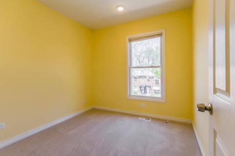2465 E 74th St, Chicago, IL 60649 photo 13