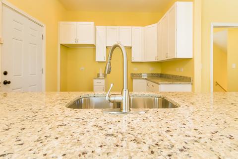 2465 E 74th St, Chicago, IL 60649 photo 10