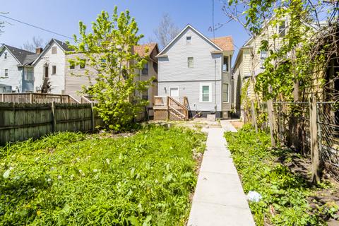2465 E 74th St, Chicago, IL 60649 photo 32