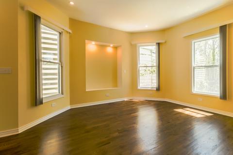2465 E 74th St, Chicago, IL 60649 photo 7