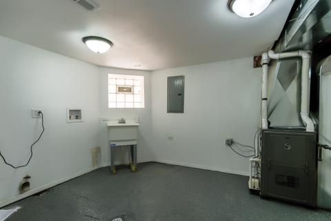 2465 E 74th St, Chicago, IL 60649 photo 29