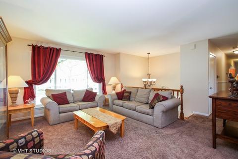 3803 Holly Ln, Rolling Meadows, IL 60008 photo 2