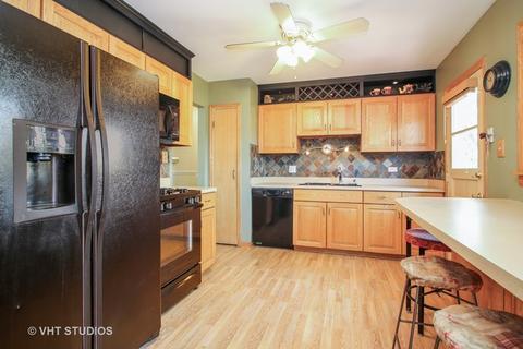 3803 Holly Ln, Rolling Meadows, IL 60008 photo 4
