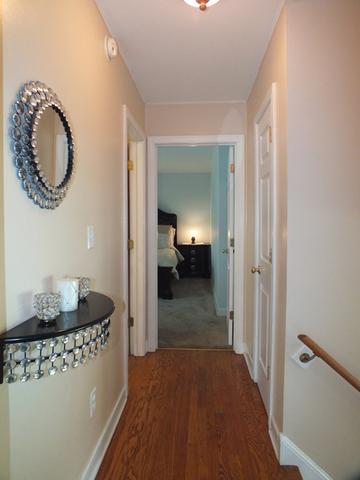 1084 S Wolf Rd, Des Plaines, IL 60016 photo 9