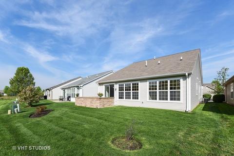 2489 Rolling Rdg, Elgin, IL 60124 photo 15