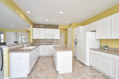 11330 Nelson Dr, Huntley, IL 60142 photo 5