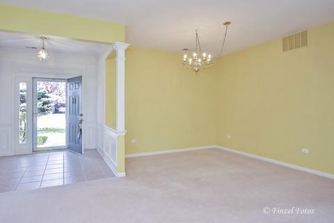 11330 Nelson Dr, Huntley, IL 60142 photo 2