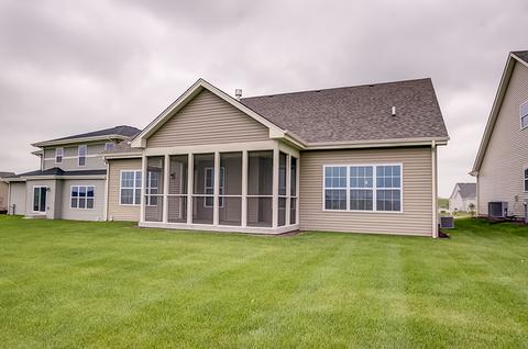 925 Simpson Ave, Elburn, IL 60119 photo 2