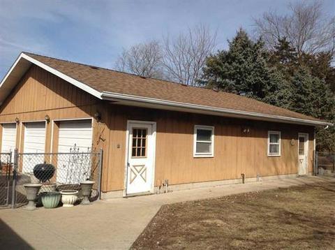 218 Reed St, Pecatonica, IL 61063 photo 3