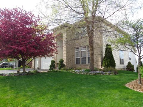 2226 Barrett Dr, Algonquin, IL 60102 photo 1
