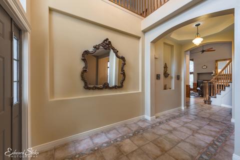 2226 Barrett Dr, Algonquin, IL 60102 photo 4