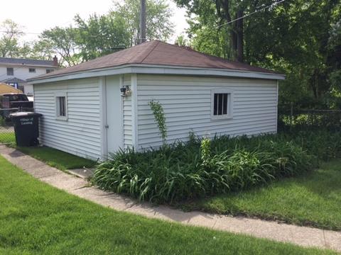 17519 Lorenz Ave, Lansing, IL 60438 photo 2