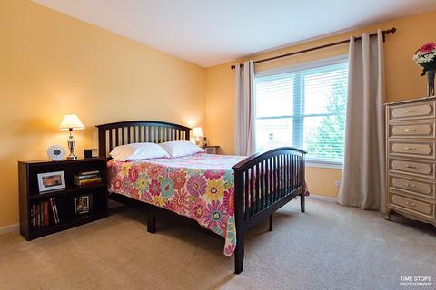 2044 Gardner Cir E, Aurora, IL 60503 photo 23