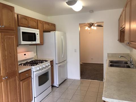 1180 Silverwood Ct #A1, Wheeling, IL 60090 photo 5