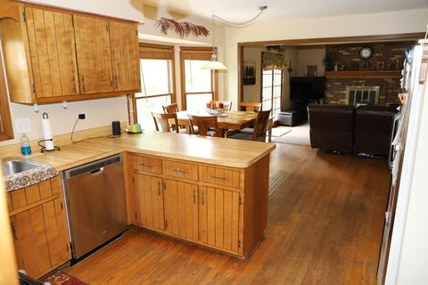 1309 E Bailey Rd, Naperville, IL 60565 photo 8