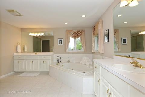 15949 Renwick Park Dr, Plainfield, IL 60586 photo 7