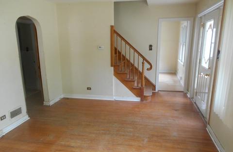 125 S Commonwealth Ave, Elgin, IL 60123 photo 7
