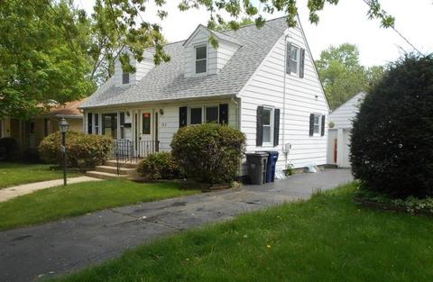 125 S Commonwealth Ave, Elgin, IL 60123 photo 2