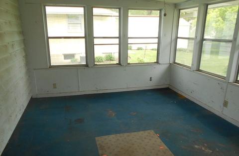 125 S Commonwealth Ave, Elgin, IL 60123 photo 19