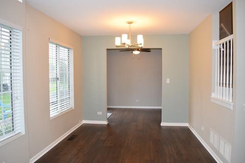 1226 Dunamon Dr, Bartlett, IL 60103 photo 5