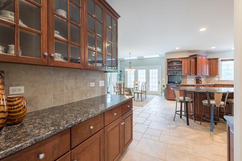 1961 Henry Ct, Wheaton, IL 60189 photo 13