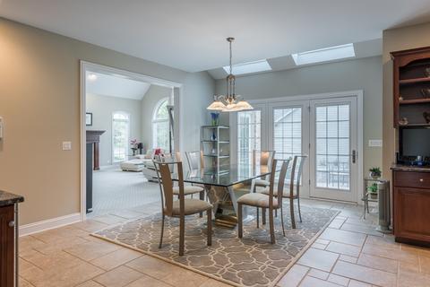 1961 Henry Ct, Wheaton, IL 60189 photo 15