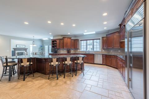 1961 Henry Ct, Wheaton, IL 60189 photo 8
