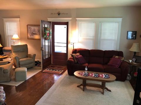 811 E 3rd St, Dixon, IL 61021 photo 9