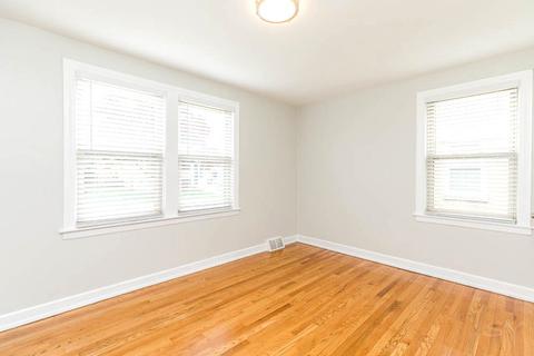 272 E Burlington St, Riverside, IL 60546 photo 9
