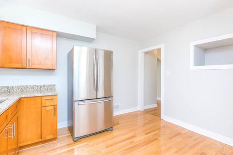 272 E Burlington St, Riverside, IL 60546 photo 8