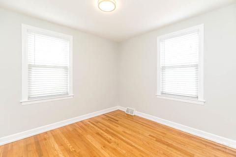 272 E Burlington St, Riverside, IL 60546 photo 12