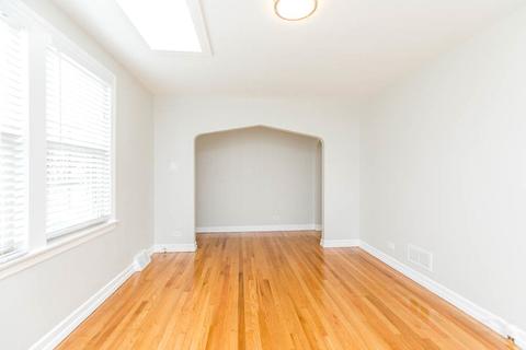 272 E Burlington St, Riverside, IL 60546 photo 4