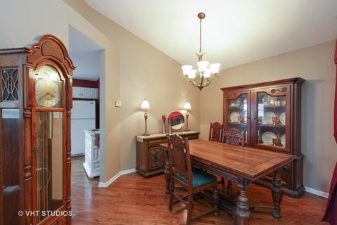 4703 Peacock Ln, Plainfield, IL 60586 photo 9