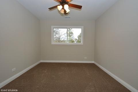 400 Lincoln Dr, Hoffman Estates, IL 60169 photo 17